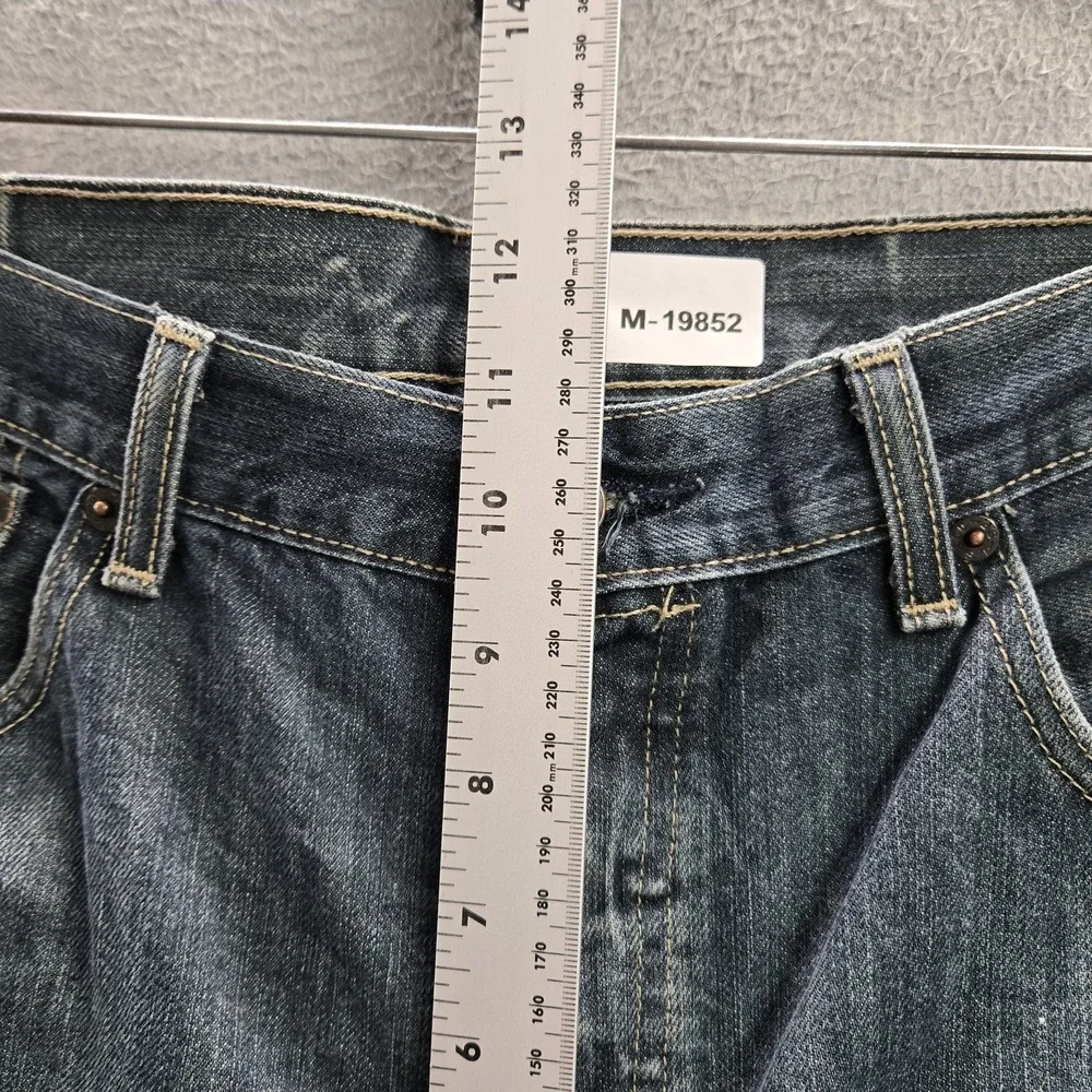 Levis ***stains item